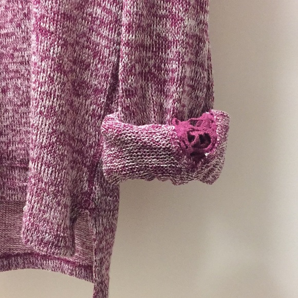 Light sweater with lace detail - Picture 3 of 5